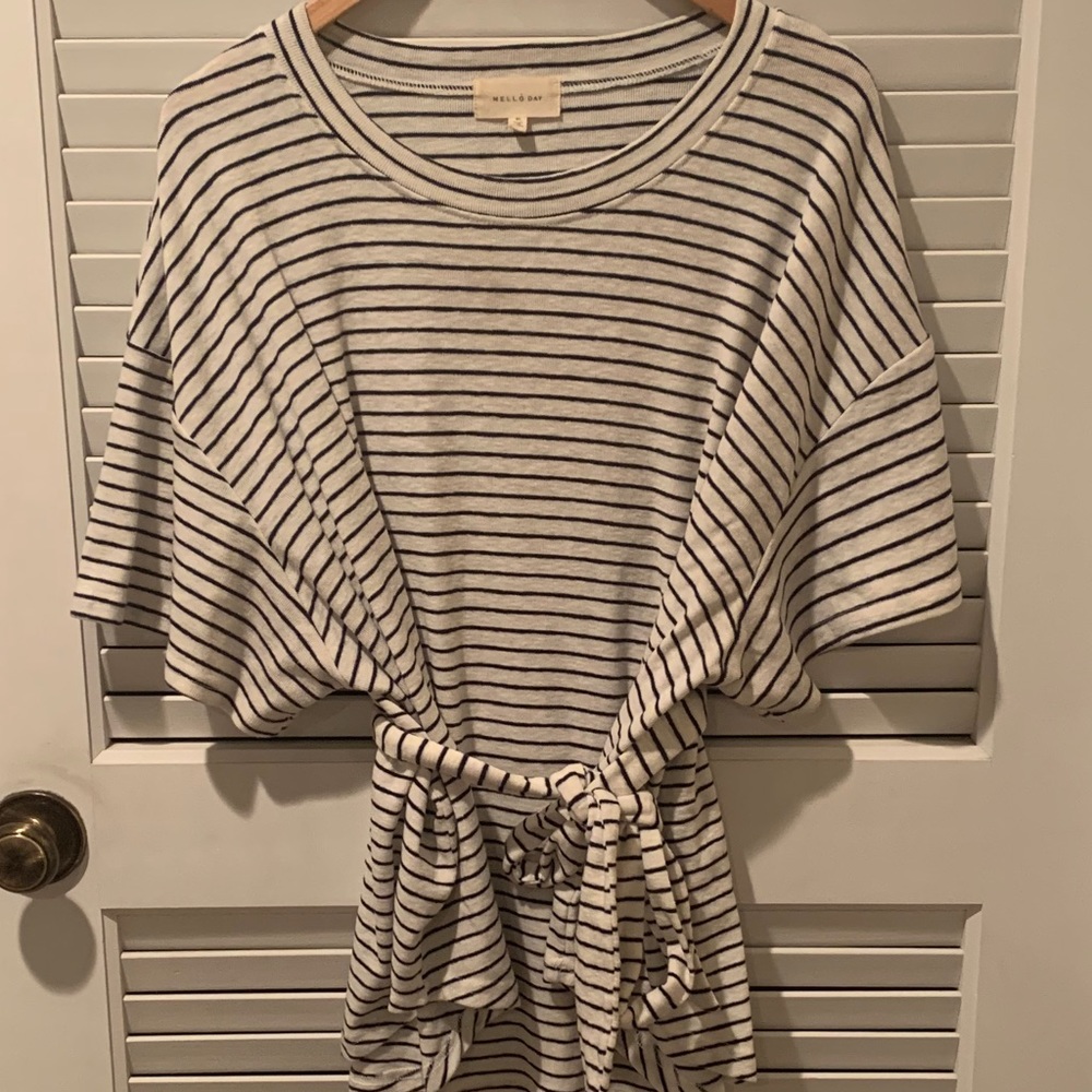 Mello Day Striped Short Sleeve Sweater